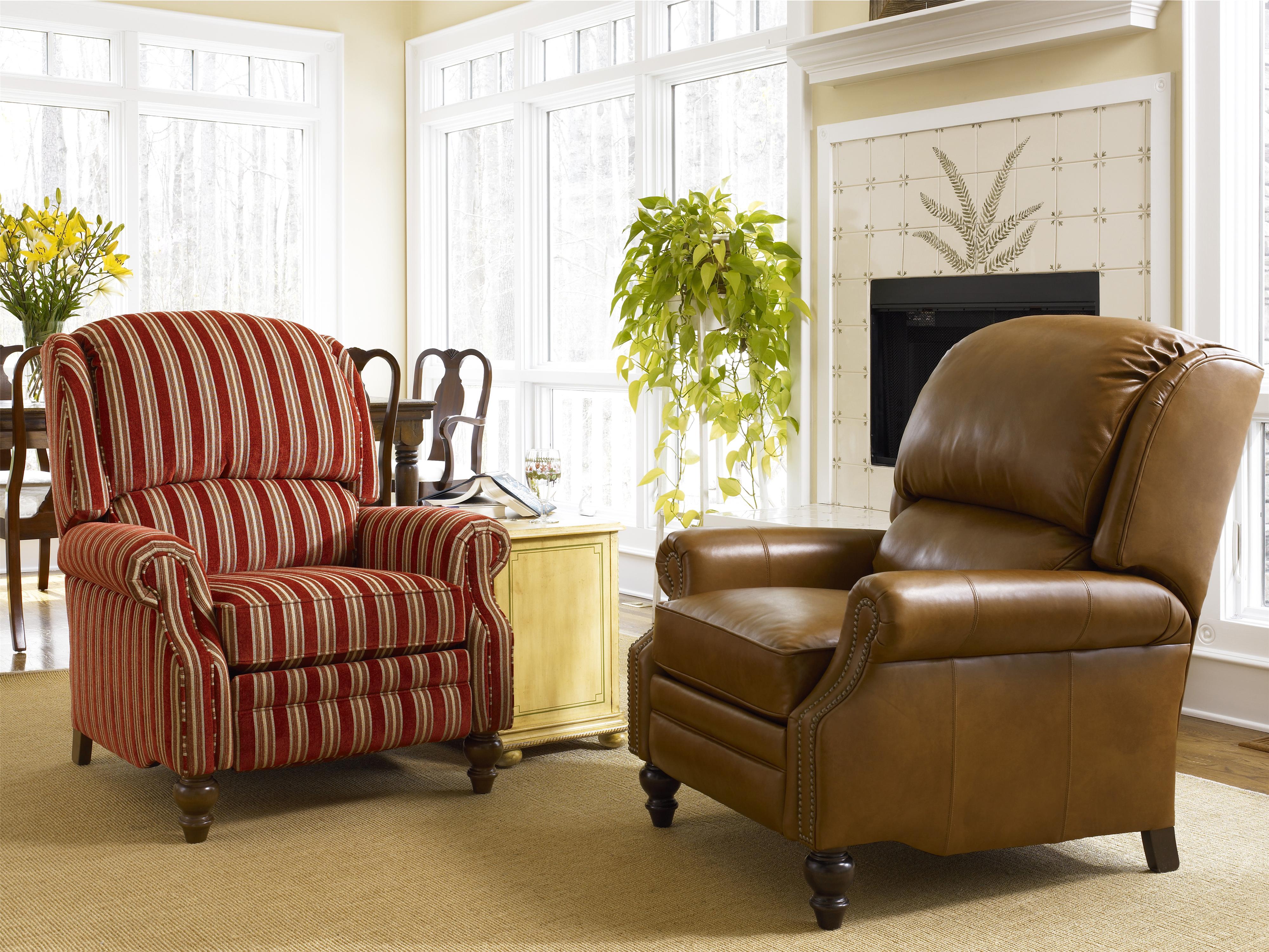 Smith Brothers 705 Pressback Reclining Chair with Rolled Arms Darvin